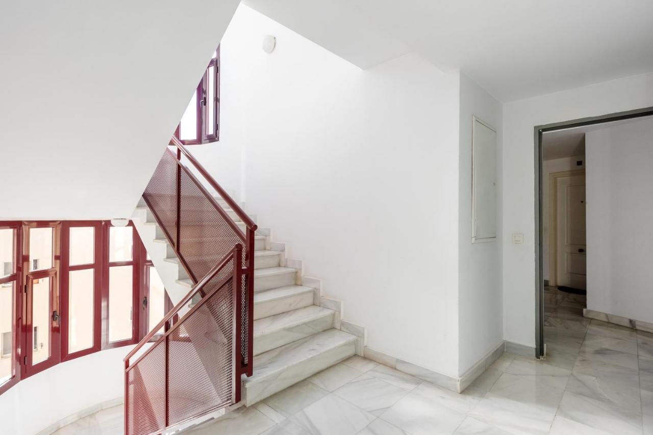 Carmen Estacion Apartment Malaga Exterior photo
